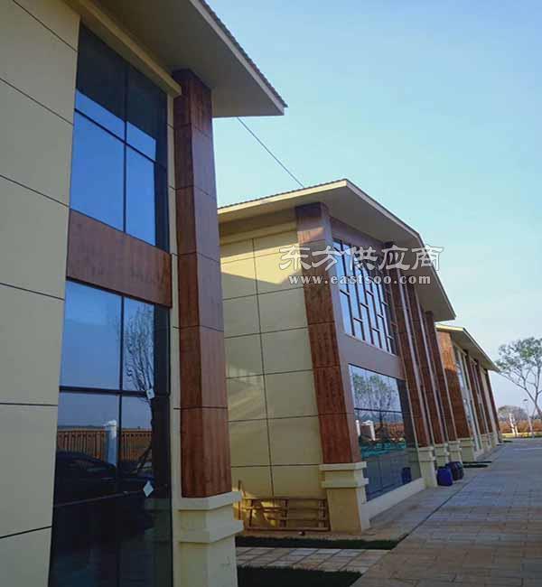 鋼結(jié)構(gòu)木紋漆廠家施工隊(duì) 藝佳建材以專(zhuān)業(yè)高效打造經(jīng)典工程